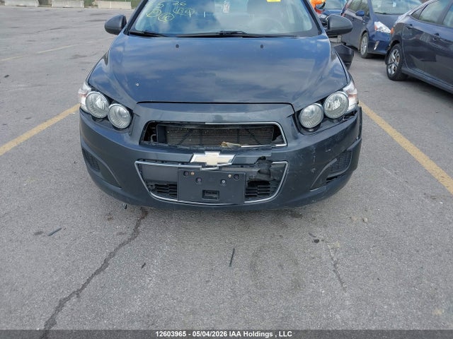 1G1JC5SHXE4219925 Chevrolet Sonic