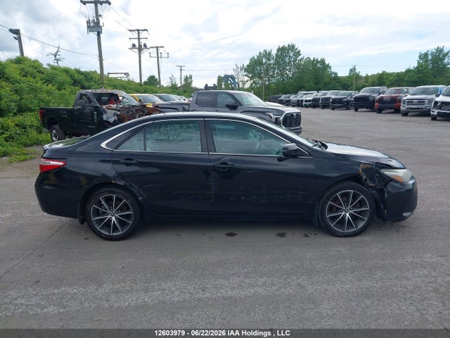 2015 Toyota Camry Le/xle/se/xse მანქანა იყიდება აუქციონზე, vin: 4T1BF1FK7FU965506, აუქციონის ნომერი: 12603979