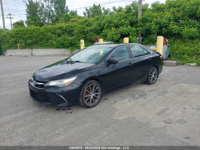 2015 Toyota Camry Le/xle/se/xse მანქანა იყიდება აუქციონზე, vin: 4T1BF1FK7FU965506, აუქციონის ნომერი: 12603979