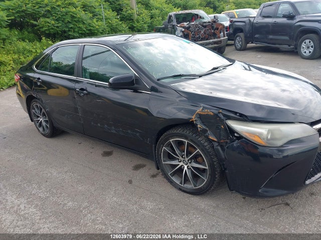 2015 Toyota Camry Le/xle/se/xse მანქანა იყიდება აუქციონზე, vin: 4T1BF1FK7FU965506, აუქციონის ნომერი: 12603979