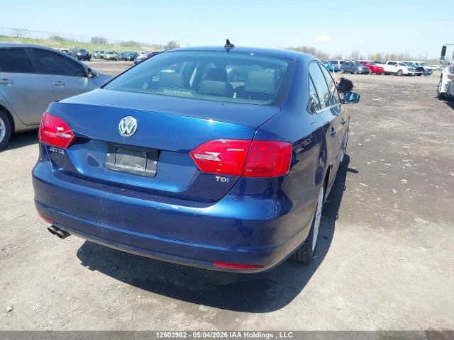 12603982 :رقم المزاد ، 3VWLL7AJXBM082658 vin ، 2011 Volkswagen Jetta Tdi مزاد بيع