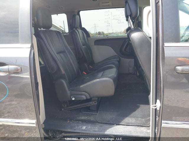 Продажа на аукционе авто 2016 Chrysler Town & Country Touring, vin: 2C4RC1CG8GR118861, номер лота: 12603983