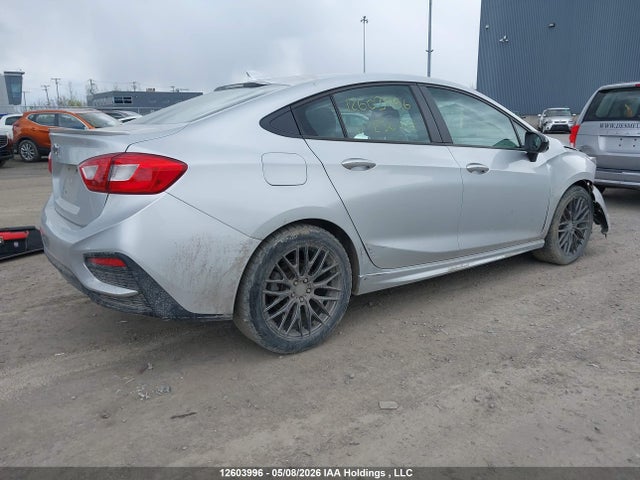 1G1BE5SM6J7236712 Chevrolet Cruze