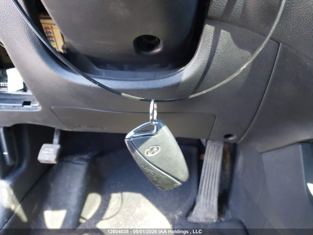 KM8SNDHF8HU216575 Hyundai Santa Fe Se/limited