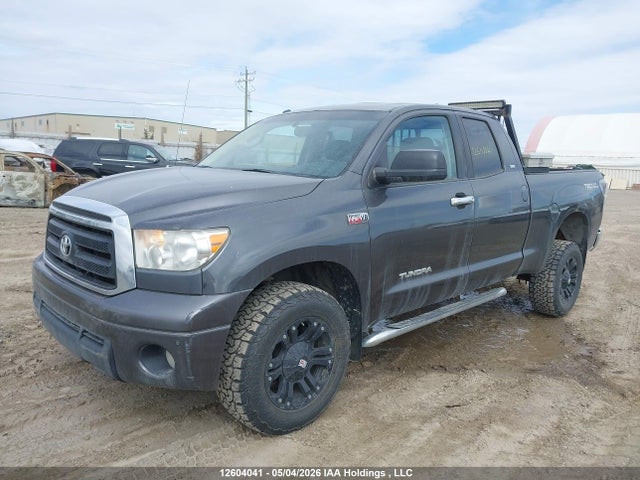 12604041 :رقم المزاد ، 5TFUY5F16BX168999 vin ، 2011 Toyota Tundra Double Cab Sr5 مزاد بيع