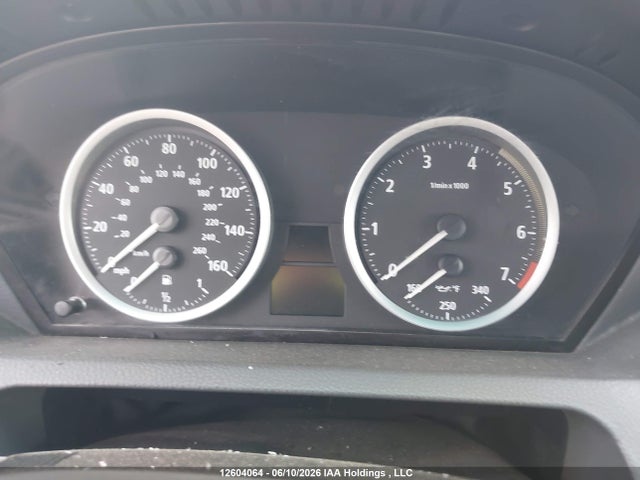 2004 Bmw 645ci მანქანა იყიდება აუქციონზე, vin: WBAEK73404B260381, აუქციონის ნომერი: 12604064