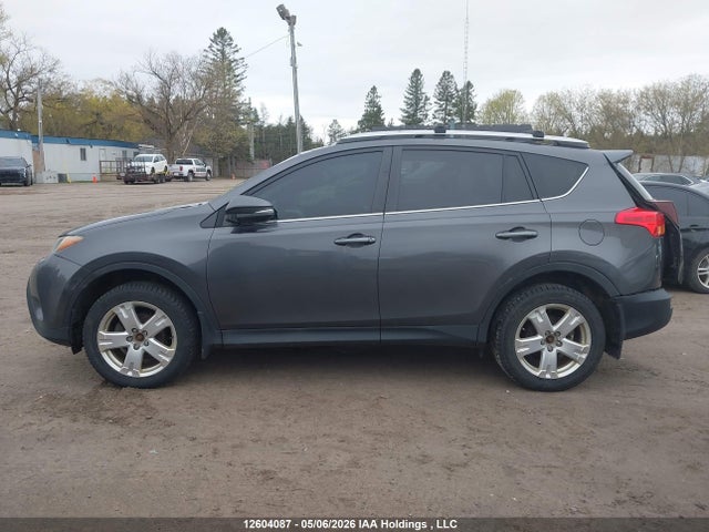 2015 Toyota Rav4 Limited მანქანა იყიდება აუქციონზე, vin: 2T3DFREV8FW334810, აუქციონის ნომერი: 12604087