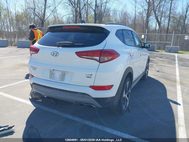 12604091 :رقم المزاد ، KM8J3CA2XJU824204 vin ، 2018 Hyundai Tucson Se 1.6t مزاد بيع