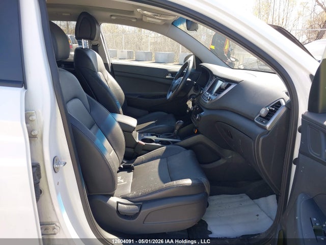 12604091 :رقم المزاد ، KM8J3CA2XJU824204 vin ، 2018 Hyundai Tucson Se 1.6t مزاد بيع