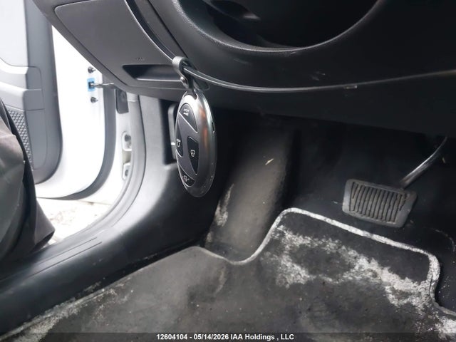 2026 Hyundai Elantra Preferred With Tech Package მანქანა იყიდება აუქციონზე, vin: KMHLM4DG3TU103597, აუქციონის ნომერი: 12604104