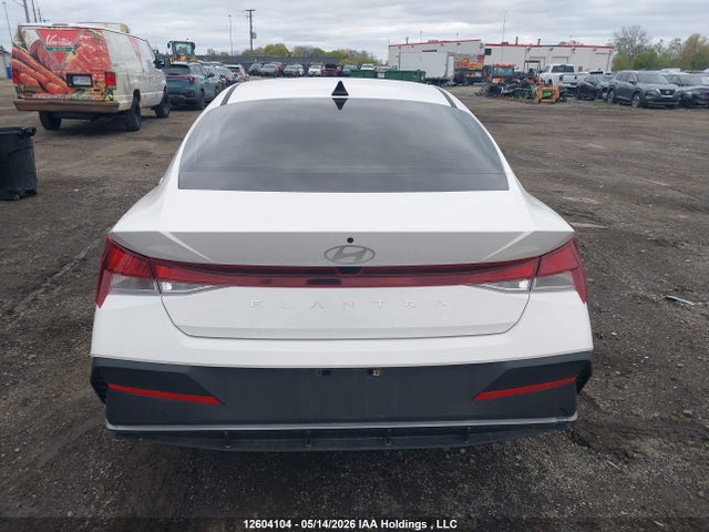 2026 Hyundai Elantra Preferred With Tech Package მანქანა იყიდება აუქციონზე, vin: KMHLM4DG3TU103597, აუქციონის ნომერი: 12604104