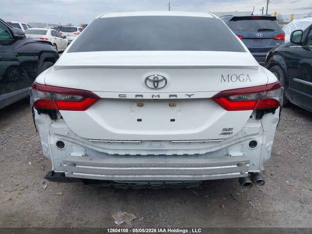 4T1G11BK4NU065817 Toyota CAMRY SE
