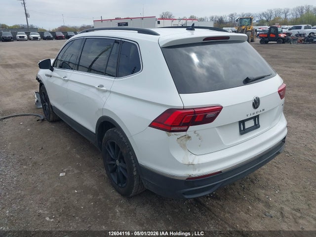2023 Volkswagen Tiguan Comfortline მანქანა იყიდება აუქციონზე, vin: 3VVMB7AX6PM077187, აუქციონის ნომერი: 12604116