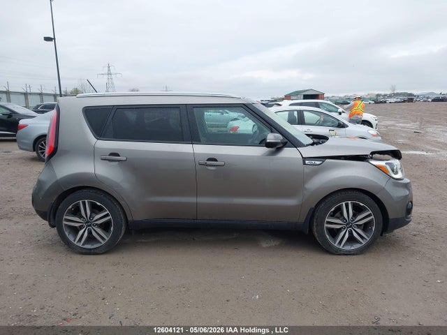 12604121 :رقم المزاد ، KNDJP3A51K7696356 vin ، 2019 Kia Soul + مزاد بيع
