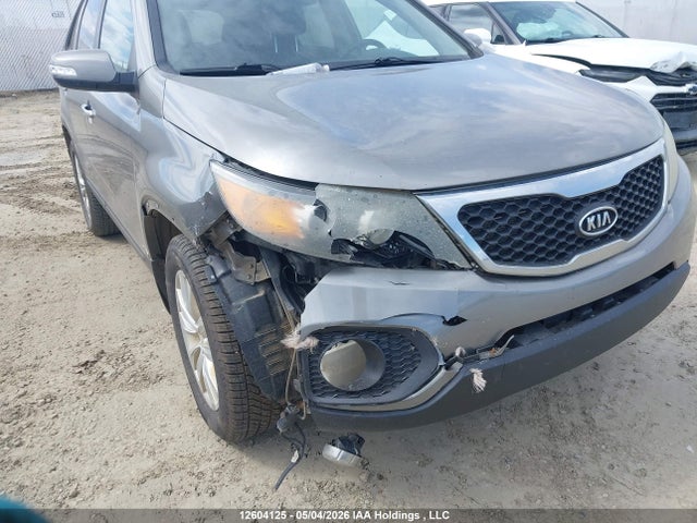 2011 Kia Sorento Ex მანქანა იყიდება აუქციონზე, vin: 5XYKUDA20BG160428, აუქციონის ნომერი: 12604125