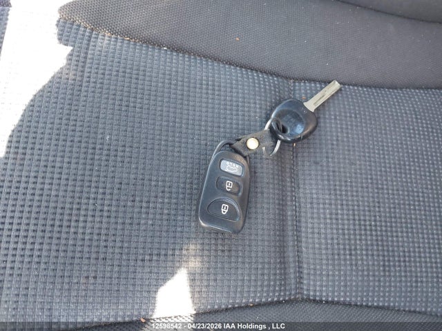 KMHD35LH5FU245638 Hyundai Elantra Gt Gls