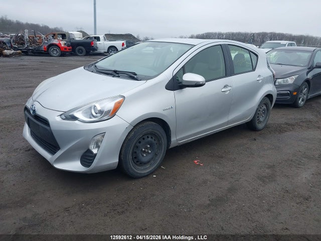 JTDKDTB35G1127336 Toyota Prius C Technology