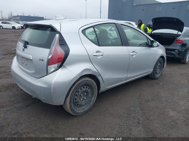 JTDKDTB35G1127336 Toyota Prius C Technology