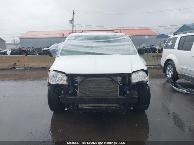 2C4RDGBG7FR640932 Dodge Grand Caravan Se/sxt