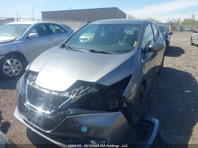 2018 Nissan Leaf S/sv/sl მანქანა იყიდება აუქციონზე, vin: 1N4AZ1CPXJC311322, აუქციონის ნომერი: 12604153