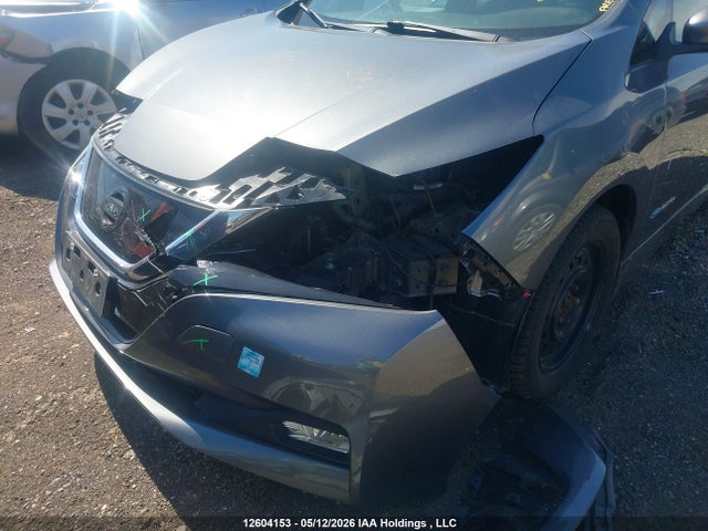 2018 Nissan Leaf S/sv/sl მანქანა იყიდება აუქციონზე, vin: 1N4AZ1CPXJC311322, აუქციონის ნომერი: 12604153