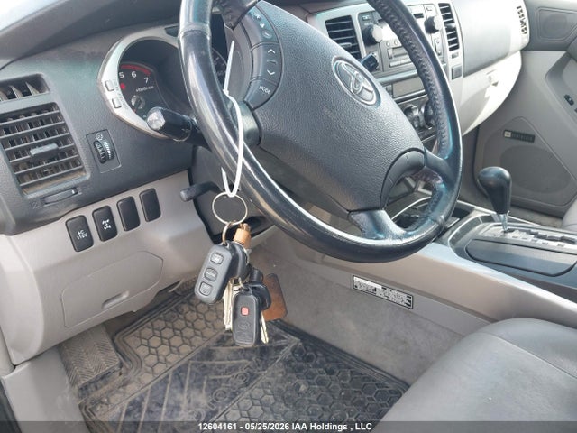 Продажа на аукционе авто 2003 Toyota 4runner Limited V8, vin: JTEBT17R838002333, номер лота: 12604161