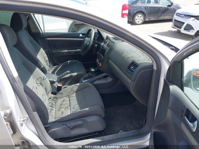 2007 Volkswagen Rabbit მანქანა იყიდება აუქციონზე, vin: WVWDR71K97W277107, აუქციონის ნომერი: 12604176