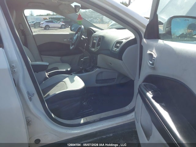 3C4NJDBB0HT659509 Jeep Compass