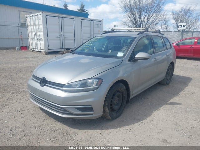 3VW117AU1JM760025 Volkswagen Golf Sportwagen S