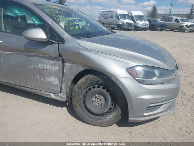 3VW117AU1JM760025 Volkswagen Golf Sportwagen S