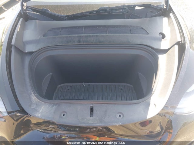 7SAYGDEE8NF453899 Tesla Model Y