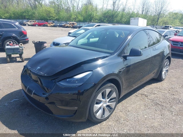7SAYGDEE8NF453899 Tesla Model Y