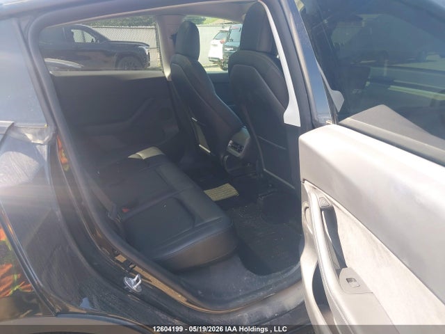 7SAYGDEE8NF453899 Tesla Model Y