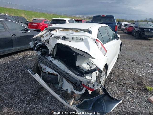 12604211 :رقم المزاد ، 5YFBPMBE5NP351391 vin ، 2022 Toyota Corolla Le/xle مزاد بيع