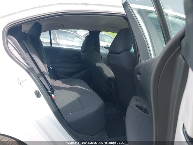 12604211 :رقم المزاد ، 5YFBPMBE5NP351391 vin ، 2022 Toyota Corolla Le/xle مزاد بيع
