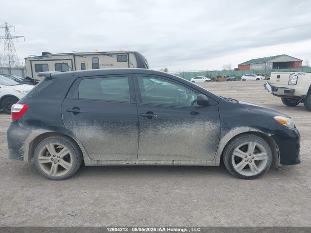 12604213 :رقم المزاد ، 2T1KU4EE2BC641295 vin ، 2011 Toyota Corolla Matrix مزاد بيع