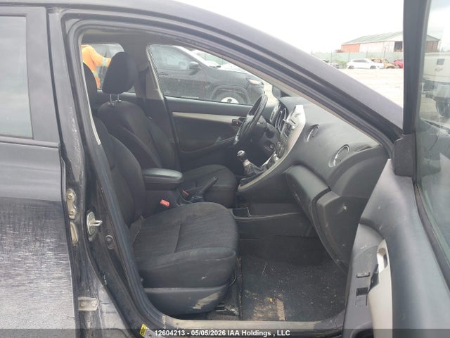 12604213 :رقم المزاد ، 2T1KU4EE2BC641295 vin ، 2011 Toyota Corolla Matrix مزاد بيع