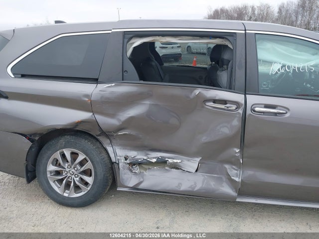 5TDGSKFCXMS019048 Toyota Sienna Le/xle/xse/limited/platinum
