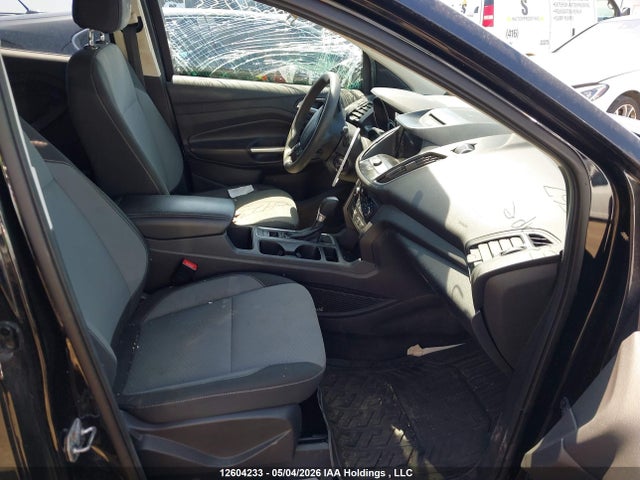 Продаж на аукціоні авто 2017 Ford Escape Se, vin: 1FMCU0GD2HUB16567, номер лоту: 12604233
