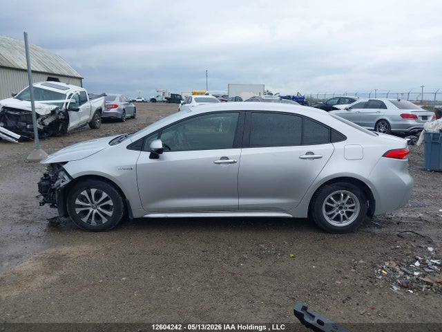 12604242 :رقم المزاد ، JTDBBRBE4LJ027913 vin ، 2020 Toyota Corolla Le مزاد بيع