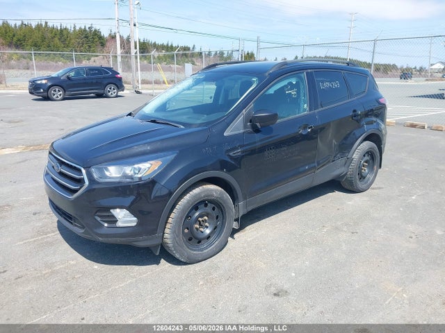 1FMCU9GD0JUD10203 Ford ESCAPE SE