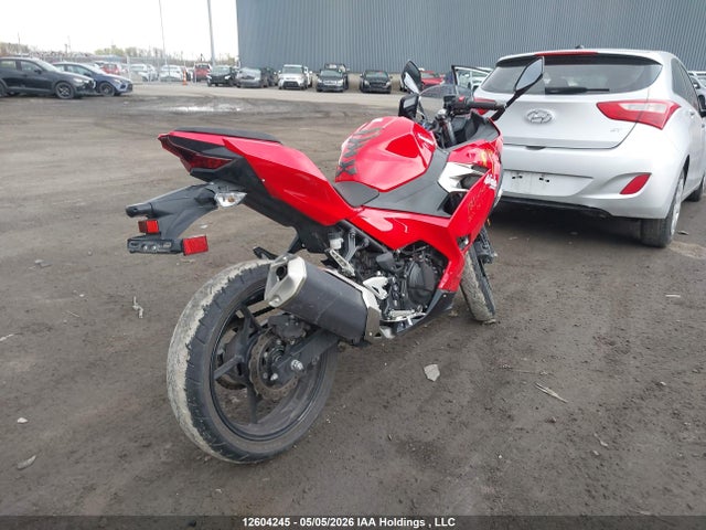 Kawasaki EX400 2020 JKAEXKG10LDA62696 Image 4