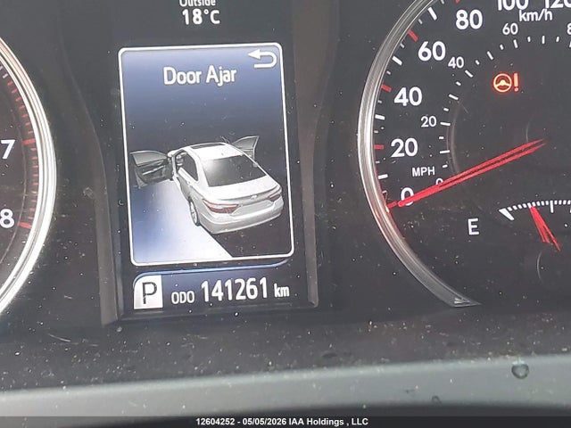 12604252 :رقم المزاد ، 4T1BF1FK2FU021709 vin ، 2015 Toyota Camry Le/xle/se/xse مزاد بيع
