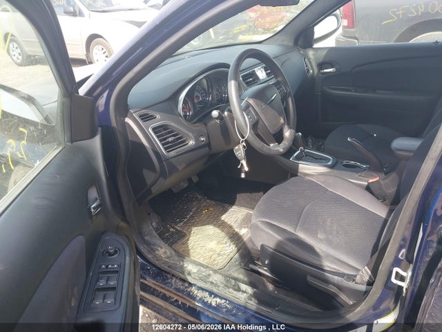 Продажа на аукционе авто 2014 Chrysler 200 Lx, vin: 1C3CCBAB4EN229974, номер лота: 12604272