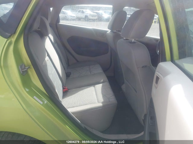 12604279 :رقم المزاد ، 3FADP4EJ7BM190777 vin ، 2011 Ford Fiesta Se مزاد بيع