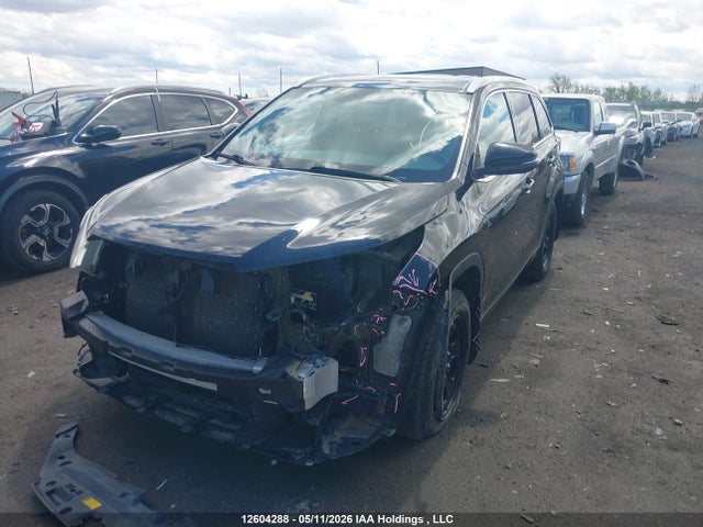 12604288 :رقم المزاد ، 5TDJKRFH4FS220697 vin ، 2015 Toyota Highlander Xle مزاد بيع