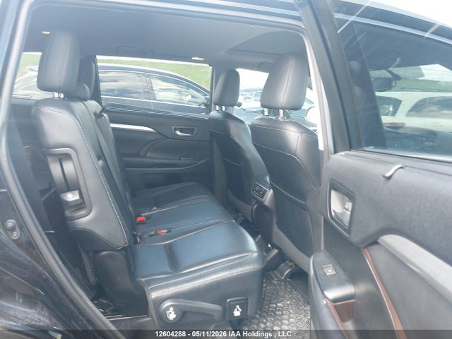 12604288 :رقم المزاد ، 5TDJKRFH4FS220697 vin ، 2015 Toyota Highlander Xle مزاد بيع