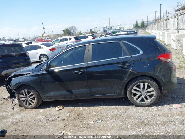 KMHH35LE8JU060256 Hyundai Elantra Gt Gl