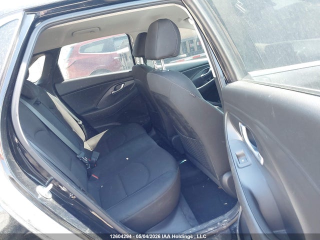 KMHH35LE8JU060256 Hyundai Elantra Gt Gl