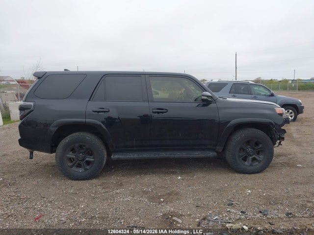 JTEBU5JR9H5415240 Toyota 4RUNNER SR5